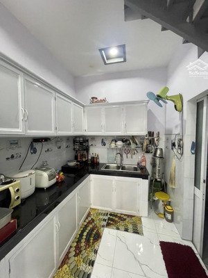 phía sau trường kim đồng 49m2 - 2 tầng 2 pn giá 3,3 tỷ