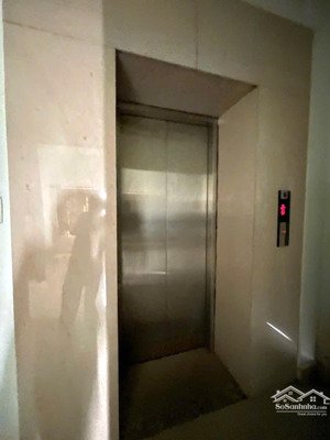 toà nhà cho thuê đa chức năng, có cho thuê từng phần