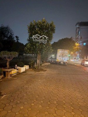 hoa hậu cầu diễn - ngõ thông ô tô - view hồ - thông số cực phẩm - tặng gpxd 8 tầng
- dt 60m2, mặt t