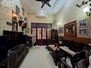 Lò đúc bán 50M tặng nhà gần phố hai bà trưng