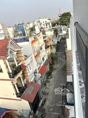 hẻm xe hơi 5m - nhà đẹp 5 tầng - ngang hiếm 4.3m ngay chợ lê đình cẩn