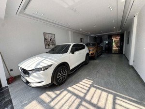 long biên sát chung cư himlam và đại siêu thị nhật bản