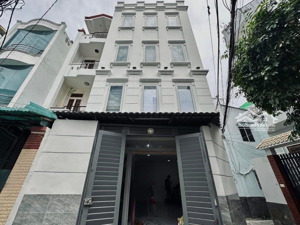 cách mặt tiền nhuyễn văn đậu 15m - 5 tầng mới đẹp, dt: 39m2, ngang khủng 5,2m, chỉ 7,7tỷ.