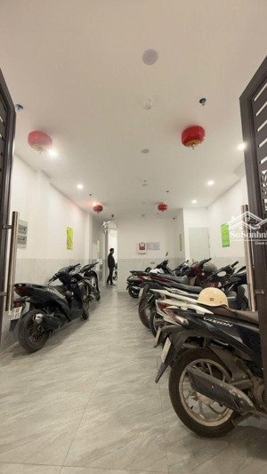 ccmn xây mới 60m-6 tầng thang máy -70tr/ tháng- tổng 14p khép kín full đồ - pccc &gpxd đạt chuẩn