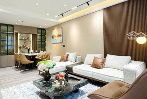 chính chủ cần bán căn hộ 66m2 tại eco green city, 2pn sẵn sổ.liên hệ: 