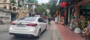 nhà 100m2 gốc dân xây độc lập , sân cổng mặt đường thiên lôi- aeon mall khu kinh doanh sầm uất,