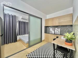 CĂN HỘ TÁCH BẾP CỬ SỔ NGAY SÂN BAY TÂN SƠN NHẤT GẦN NHÀ GA T3 TÂN BÌNH