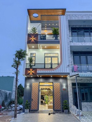 chính chủ cần bán nhà mới 2 lầu đường d7 hồng loan 6a dt 5x16m - giá 6.1 tỷ