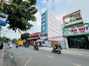 bán nhà mt đường tân quý đoạn sát siêu thị aeon mall (5x21m) vuông nhà 3 tầng, đang cho thuê