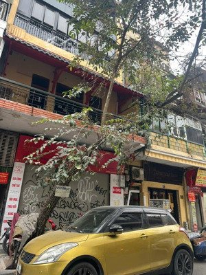 cho thuê nhà mặt phố cầu gỗ - hoàn kiếm: vị trí vàng kinh doanh! t1: 30m t2: 50m t3: 60 mt 4m đẹp