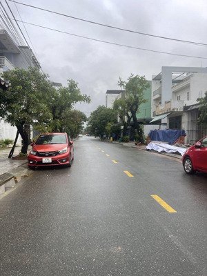 bán 2 lô biệt thự liền kề 600m2 phan triêm, hoà xuân, đà nẵng. liên hệ my tư vấn.