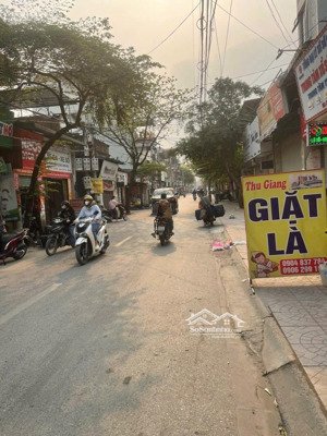 cần bán lô đất hơn 50 m tại tổ 7 phú lương hà đông ô tô vào ngõ thông kinh doanh 50 m giá 7,15 tỷ