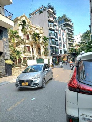 bán biệt thự tô ngọc vân 185m2, giá: 80 tỷ. tây hồ