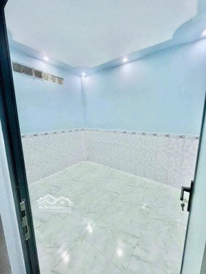 bán nhà riêng lê chí dân, 2,5 tỉ, 95m2, 3pn, 2wc, thủ dầu một, bình dương