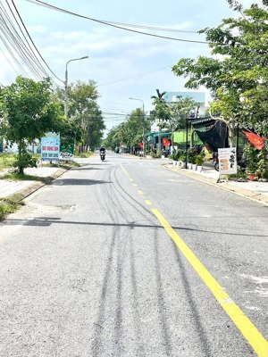 bán đất mt 7m5 lê thương sát chung cư eco home hoà hiệp đang xây dựng. thông trục đường mê linh