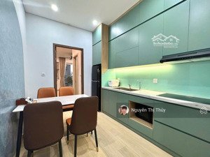 tòa căn hộ 13 phòng- vị trí lô góc ngay đại học fpt- thang máy-dòng tiền 50 triệu-giá 14.5 tỷ