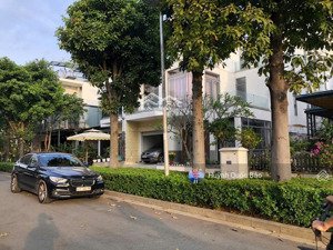 cho thuê biệt thự j4 lucasta 203.5m2: hướng đông bắc rộng 20m đón tài lộc, giá chỉ 24tr/tháng