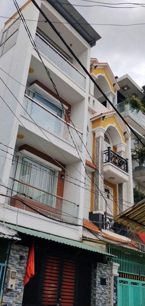 cho thuê nguyên căn tại vườn lài. 4x24m trệt 2 lầu. giáp lũy bán bích