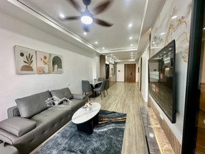 bán căn 3 ngủ 95m2 giá 8,5 tỷ, chung cư ct3 cực vip, ngõ 34 hoàng cầu, một bước ra hồ hoàng cầu