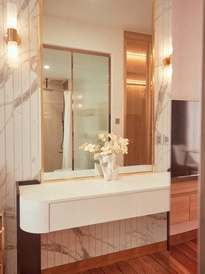 cho thuê căn hộ cửa sổ lớn quận 1, full nội thất