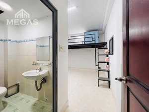 phòng gác cho thuê 2 triệu 9 ngay thoại ngọc hầu - nguyễn sơn sạch sẽ mới 100%