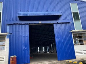 cho thuê kho xưởng 2100m2, đường lê văn quới, bình tân, giá : 120tr/tháng , bình điện 560kva