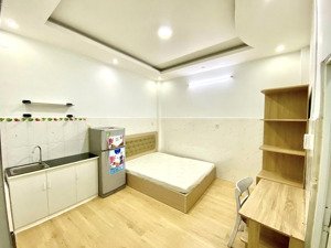 cho thuê phòng ngay công viên gia định