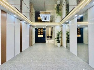 bán nhà ngay công viên - 5x25m - 5 tầng - thang máy - full nội thất - tân kỳ tân quý - giá 15 tỷ tl