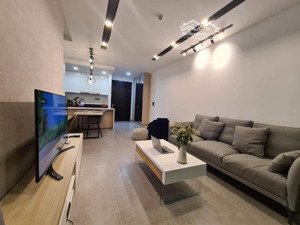 bán căn hộ 84.6m2, 2pn, 2wc, view quận 9, tòa cruz, feliz en vista, q2 giá 9.3 tỷ - lh: phú qúy