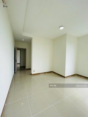 cho thuê cc the era town. 161m2, 3pn, 4wc, nhà trống. giá chỉ 12 tr/tháng.