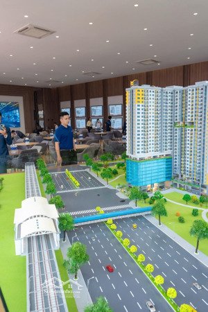 bán căn hộ 2pn 2wc ban công đông nam mát mẻ không bị chắn view