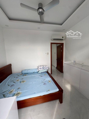 bán nhà mới 3,5 tấm đường 8m khu tên lửa gần siêu thị aeon