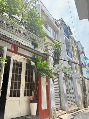 phan xích long - 41m2 x4 tầng - nở hậu - nhỉnh 7.4 tỷ thương lượng chính chủ