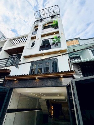 hẻm xe tải 8m-bán nhà căn góc ngang lớn 7mx7m -5 tầng-không lộ giới-nguyễn kiệm phú nhuận - 6.48 tỷ