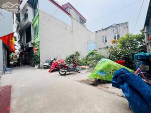 Chính chủ cần tiền hạ giá bán nhanh mảnh đất đẹp tại trung tâm xóm 5 Đông Dư, Gia Lâm