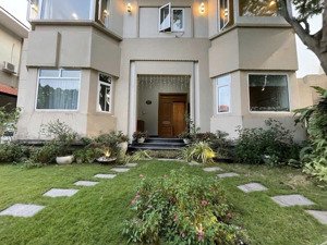 em bán villa phú gia phú mỹ hưng quận 7 hồ chí minh