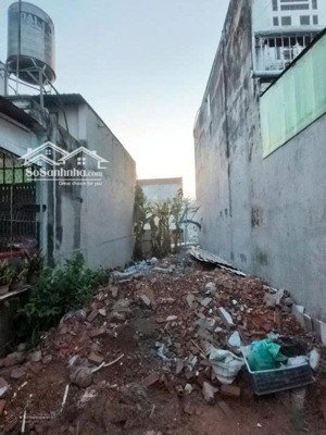 chủ cần tiền bán gấp lô đất 1 sẹc đường đặng thúc vịnh, hóc môn 53.2m2 giá 1 tỷ2. shr