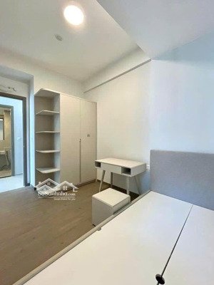 thanh toán trước 800tr (30%) nhận nhà ở ngay. bán căn 59m2. tầng cao. tháp c. view thoáng mát