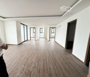 chính chủ cần bán căn 107m tầng 9 đẹp