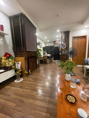 **hot** bán căn 2pn hướng đẹp cc mỹ đình plaza 2