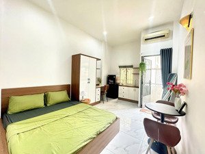 khai trương phòng ban công full nt ngay khu chợ bà chiểu hàng xanh phan xích long uef hiu hutech