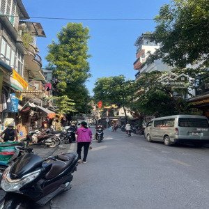 siêu vip! mp hàng chiếu 90m, mt 4,4m, giá 79 tỷ.