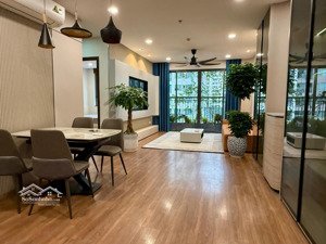 bán căn 2 ngủ toà đẹp, giá tốt nhất khu ngoại giao đoàn 