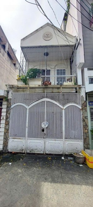 bán nhà 2t 68,4 m, mặt tiền 4m, hẻm hoàng văn thụ, tân bình, hcm