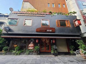 cực phẩm.cho thuê nhà mặt phố huỳnh thúc kháng.diện tích 250m2 x 2 tầng,mặt tiền 15m,giá 260tr/th