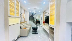 b.án n.hà quận gò vấp - đường dương quảng hàm - 32m2 - nhà 4 tầng - 4 phòng ngủ - chỉ 5 t.ỷ nhỉnh.