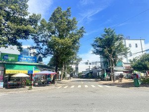 chính chủ cần bán đất thành phố mới 100m2 đường nhựa 8m, gần vòng xoay ga metro, tttm, kcn visip2