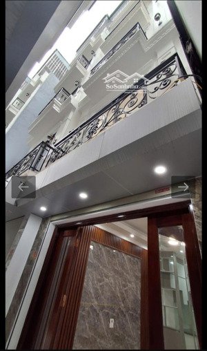 bán nhà 5 tầng ngõ ô tô tránh trung tâm phúc lợi đối diện vinhomes riverside