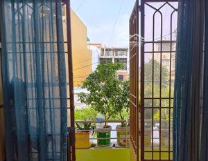 cho thuê phòng trọ lầu 1 giá rẻ quận 7.