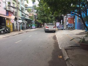 nhà ở khu vực nguyễn văn quá - xe hơi - diện tích 120m2 - giá 8 tỷ